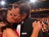 Bryan Cranston e il suo bacio appassionato