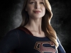 Supergirl nel suo nuovo costume